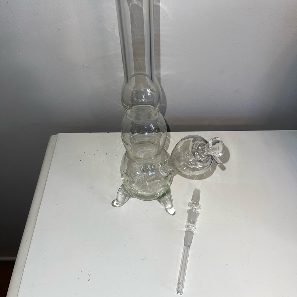 Hurricane Glass - Picture 2 of 8